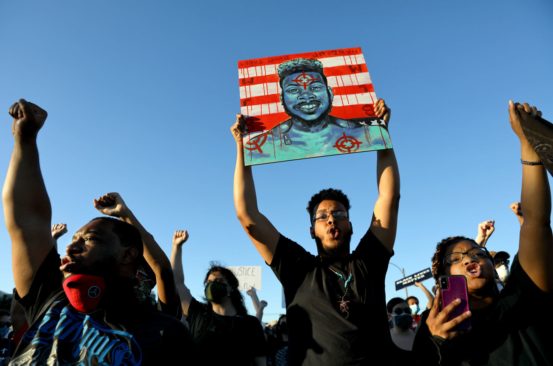 Protesters march St. Louis streets in solidarity with Minneapolis